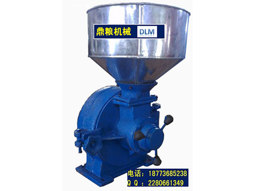 30型磨片式粉碎機、磨粉機磨粉機，磨片式，產(chǎn)量達(dá)1000公斤時,粗細(xì)可調(diào)